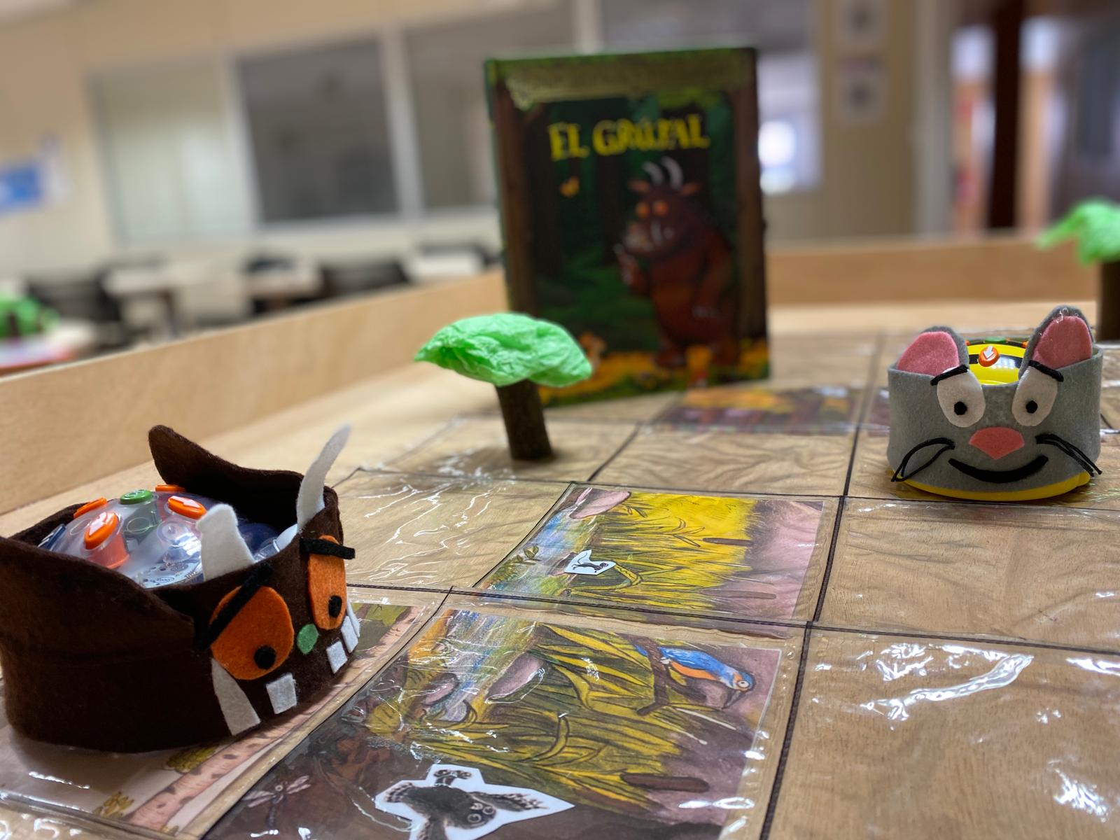 Reproducció del conte del grúfal amb Bee Bot